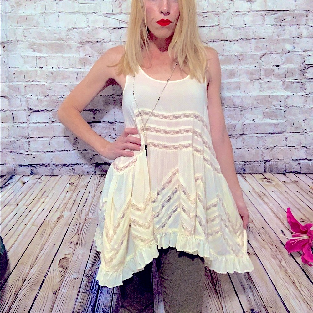 ‼️FREE PEOPLE VOILE & Lace Tunic Tank XS‼️